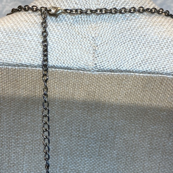 Vintage Rhinestone Bib Necklace Silver Tone 16-18” Multiple Shapes & Size stones - Picture 10 of 17